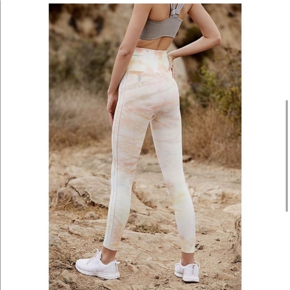 Free People Movement Prisma Rainbow Tie Dye Leggings Size M - Picture 3 of 13